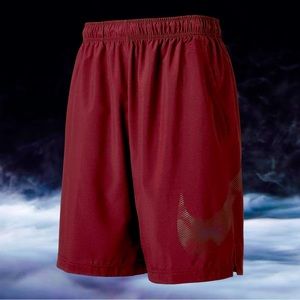 Nike Flex Maroon Pocketed Athletic Shorts Medium